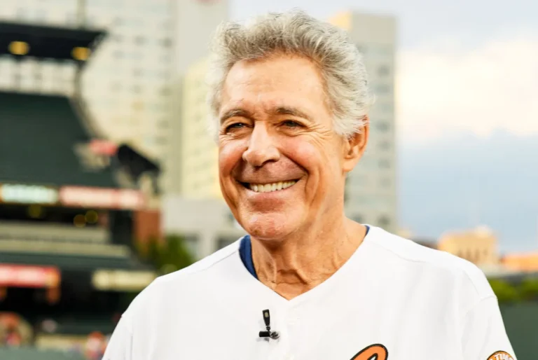 Barry Williams  Age, Height, Weight, Net Worth, Career, And Full Bio