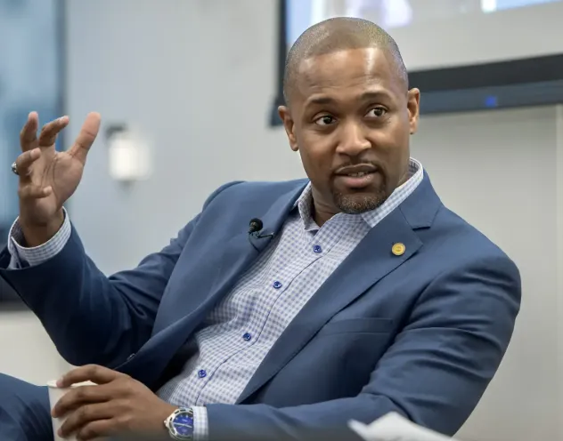 Aaron Gilchrist Husband, Age, Height, Weight, Net Worth, Career, And More