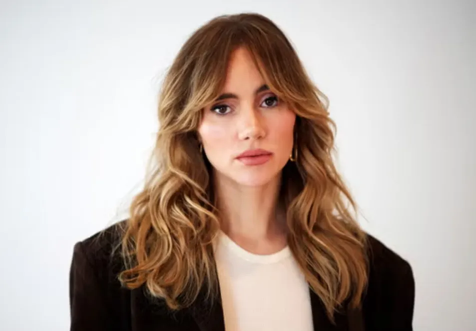 Suki Waterhouse Age, Height, Weight, Net Worth, Career, And Full Bio