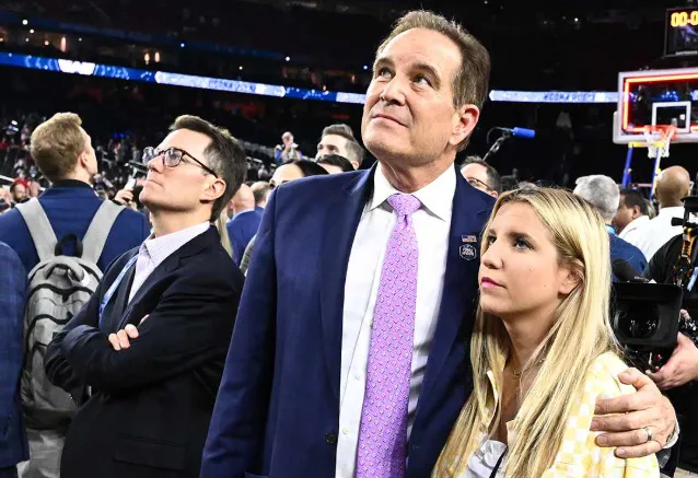 Who is Jim Nantz's Wife, Age, Height, Weight, Net Worth, Career, And More