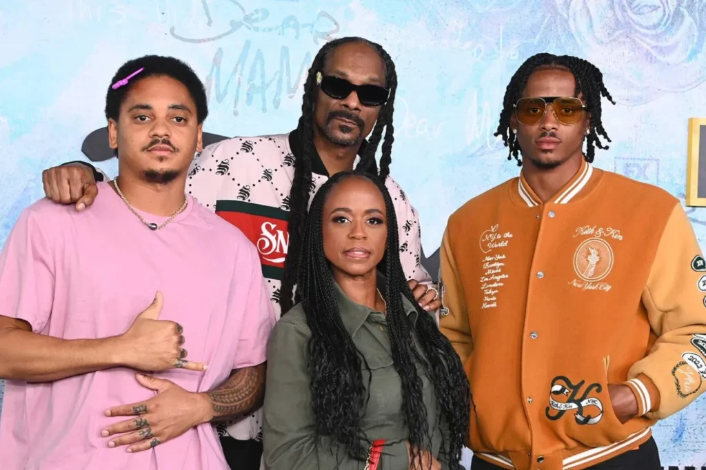Snoop Dogg's Wife's Age, Height, Weight, Net Worth, Career, And Full Bio