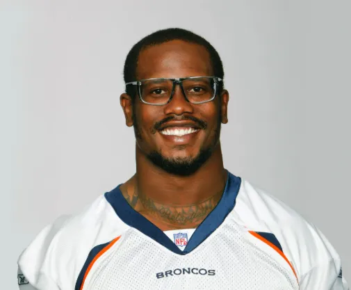 Von Miller Wife, Age, Height, Weight, Net Worth, Career, And More