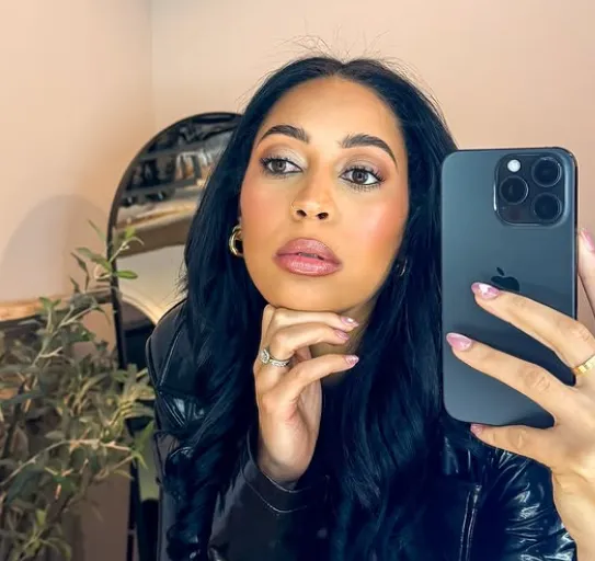 Sydel Curry Height, Weight, Age, Net Worth, Career, And More