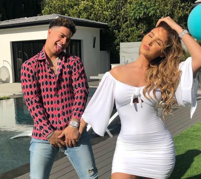 Austin McBroom Girlfriend Revealing His Love Life Secrets