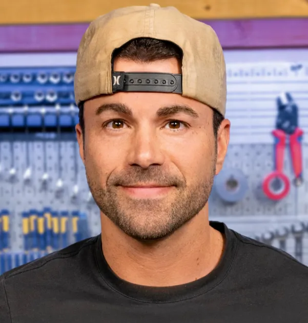 Mark Rober Age – Biography, Career, Net Worth & Lifestyle (2025 Mega Guide)