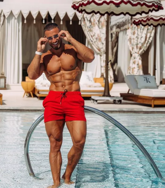 Mike Thurston Height Complete Biography, Net Worth, Career, Lifestyle & More