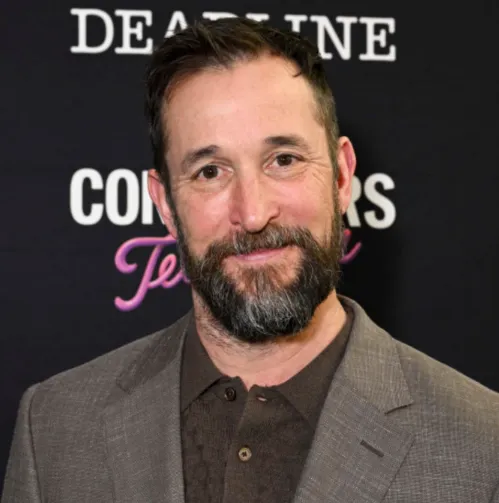 Noah Wyle Age – Everything About His Life, Career, Net Worth & More
