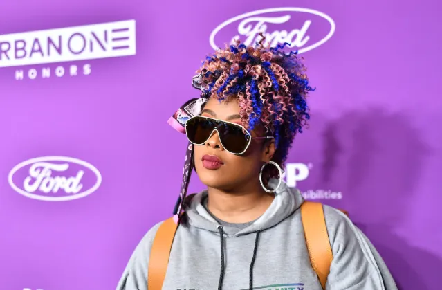 Da Brat Age, Net Worth, Songs, Biography & Complete Life Story