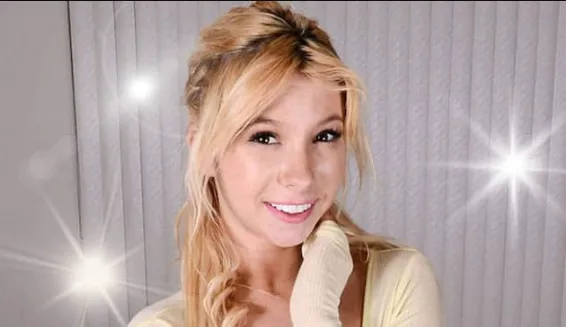 Kenzie Reeves Height, Age, Net Worth, Career, Relationship & Full Biography (2026 Update) (4)